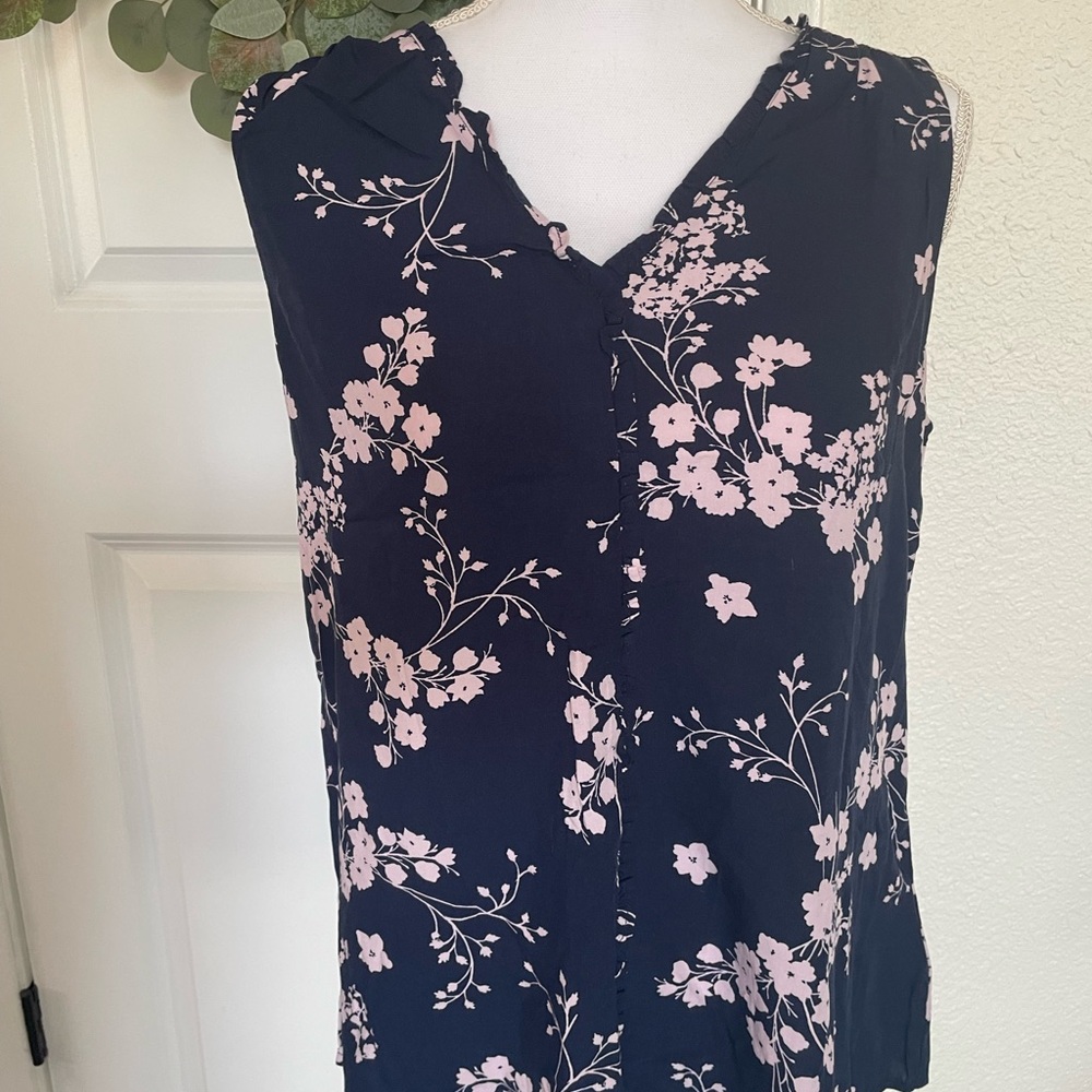 GAP Blue and Pink Sleeveless Notched Collar Blouse